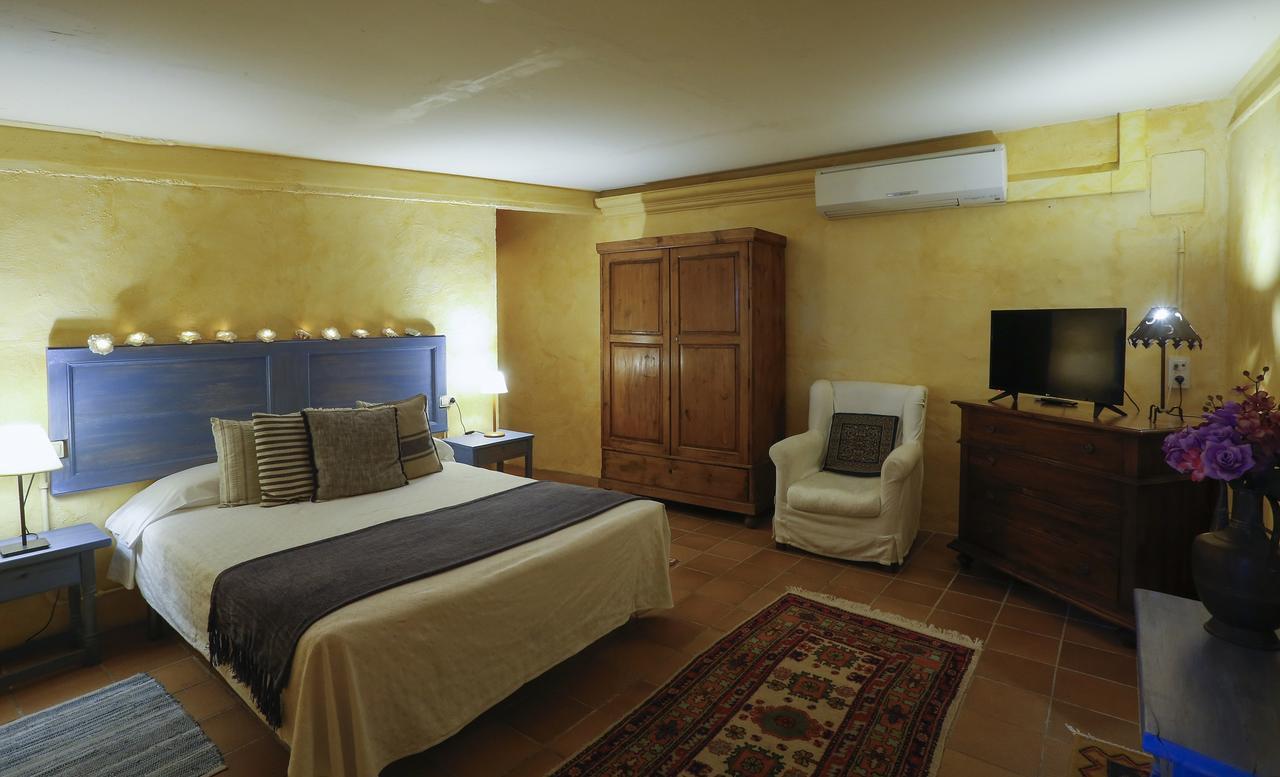 Hostal Blau Peratallada Εξωτερικό φωτογραφία