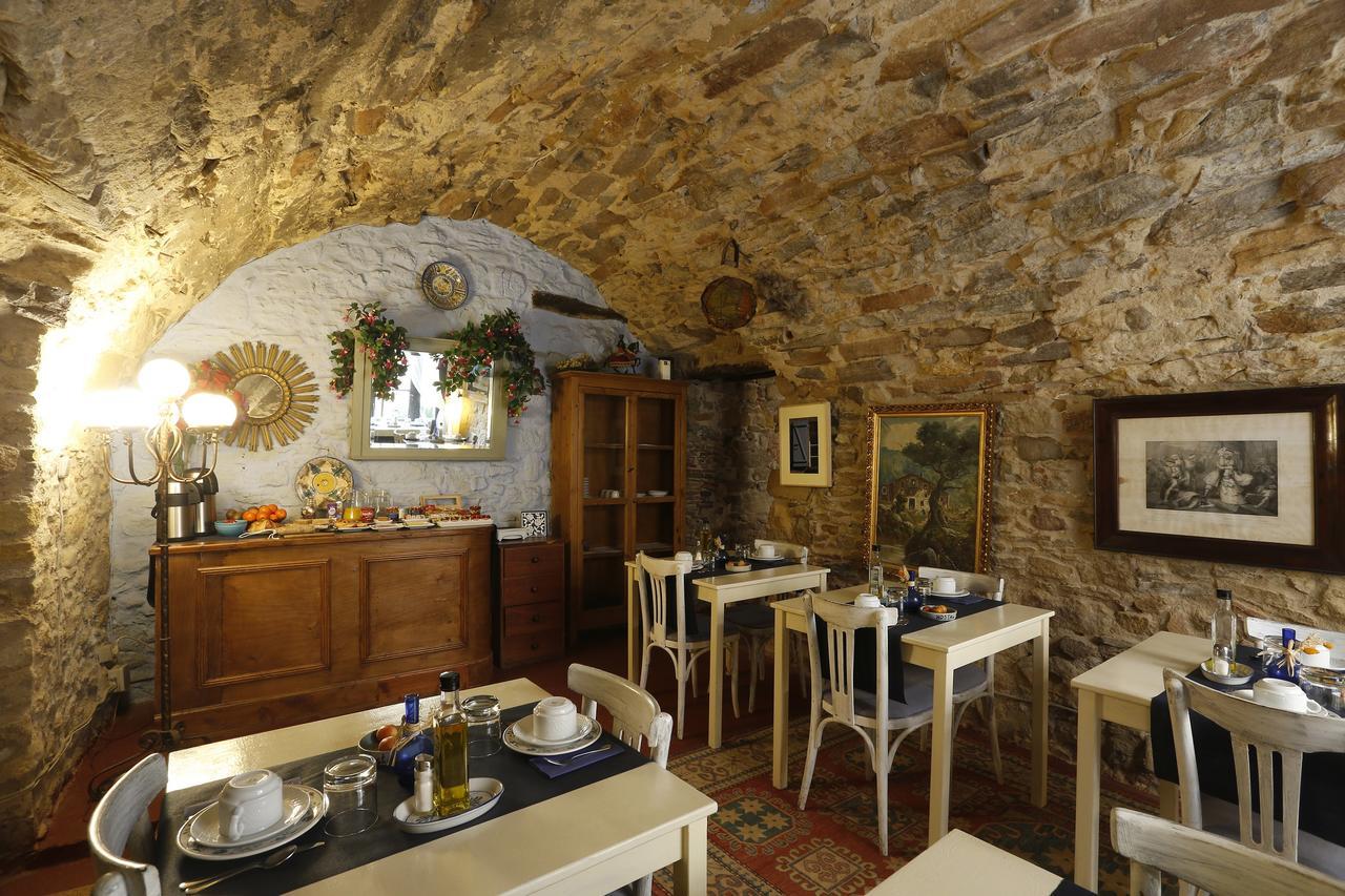 Hostal Blau Peratallada Εξωτερικό φωτογραφία